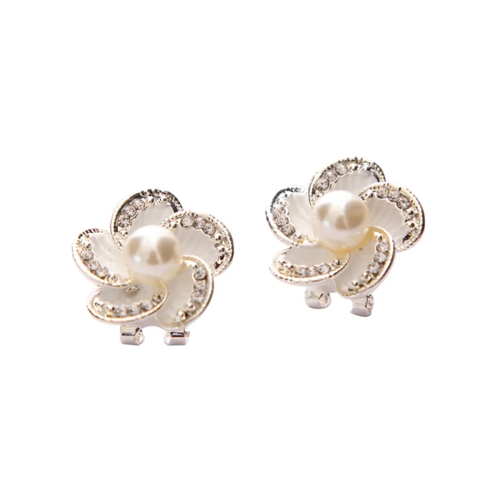 Женские серьги-гвоздики с цветком вечерние серьги серебристого цвета