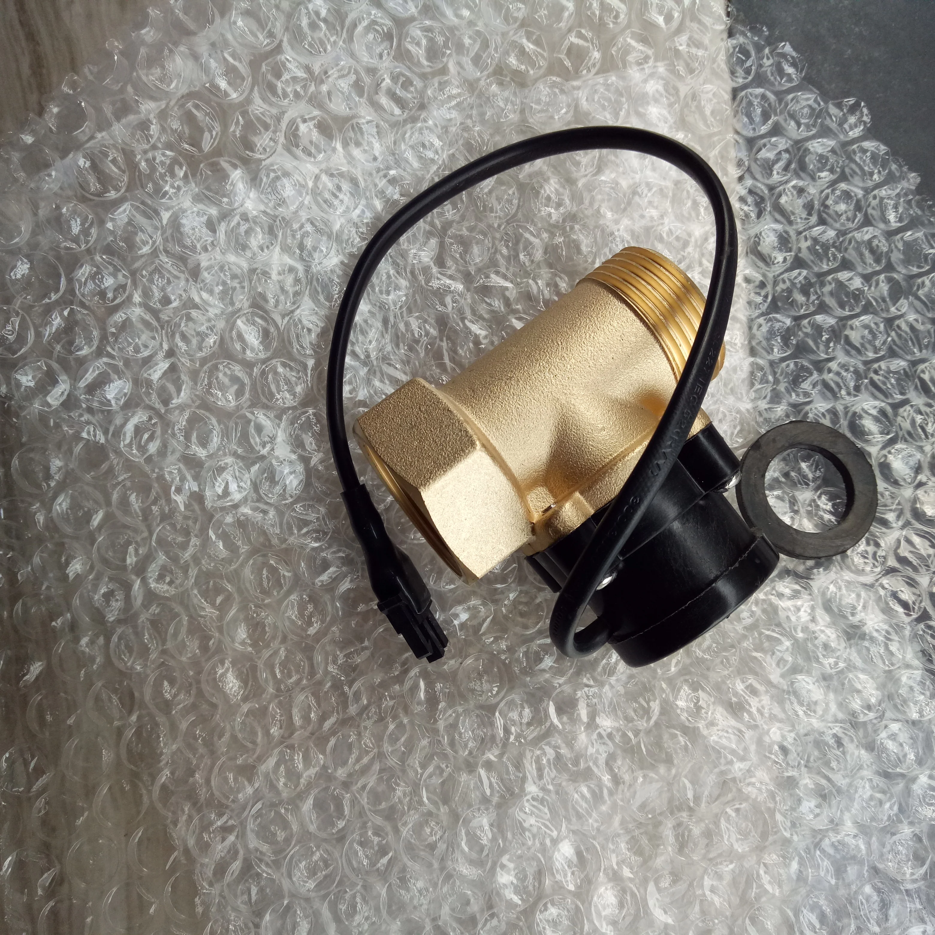 HT800 один 1 дюймов водяной насос Датчик потока переключатель жидкостный усилитель