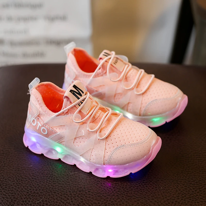 Летняя и Осенняя детская обувь со светодиодной подсветкой для маленьких