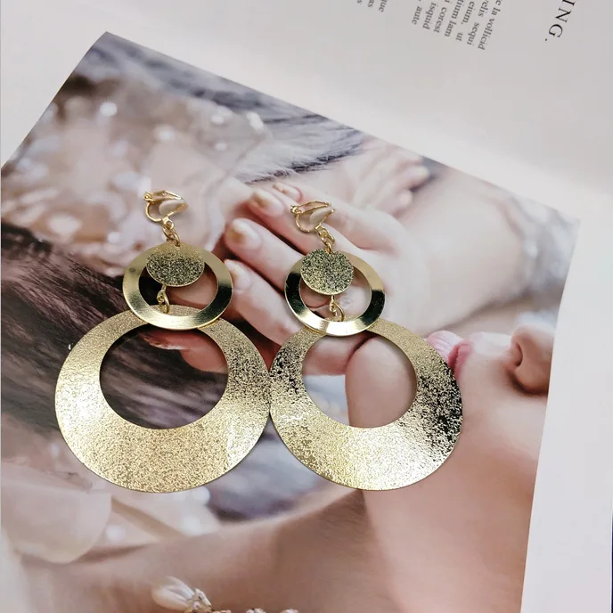 Korean fashion round clip earrings on earring circle false ear piercing for women | Украшения и аксессуары