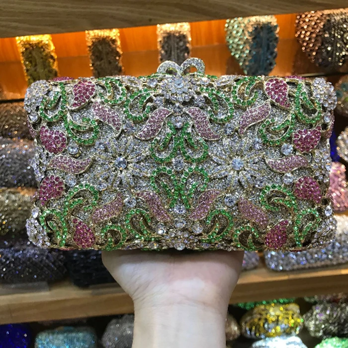 Ажурные женские кошельки с цветами и розовыми кристаллами вечерние Наплечные