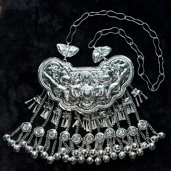 lock necklace Женская Вышивка Одежда хмонг hmong одежда hmong Китайская одежда танцевальные костюмы для выступлений одежда miao - Цвет: lock necklace