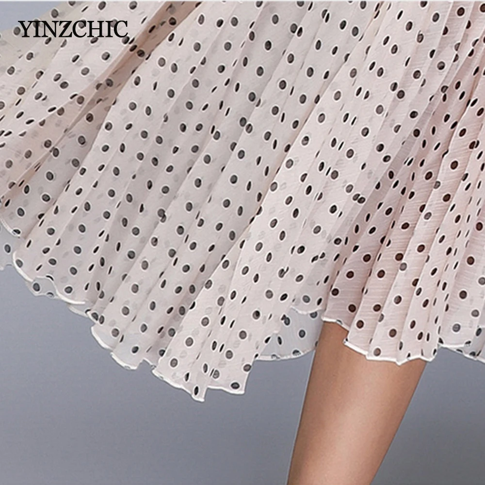 

Elegant woman summer party dress lace patched chiffon