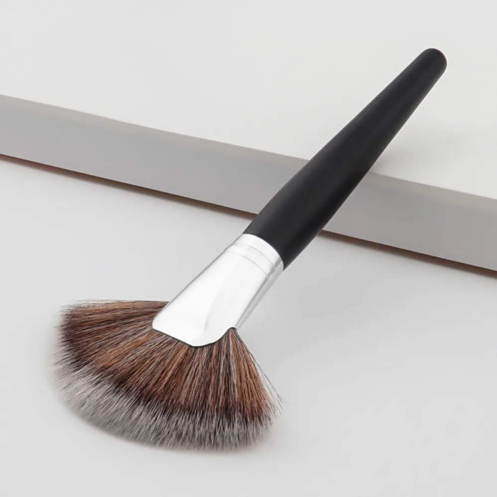 1 шт. Большая кисть с вентилятором для основы макияжа мягкая деревянной ручкой