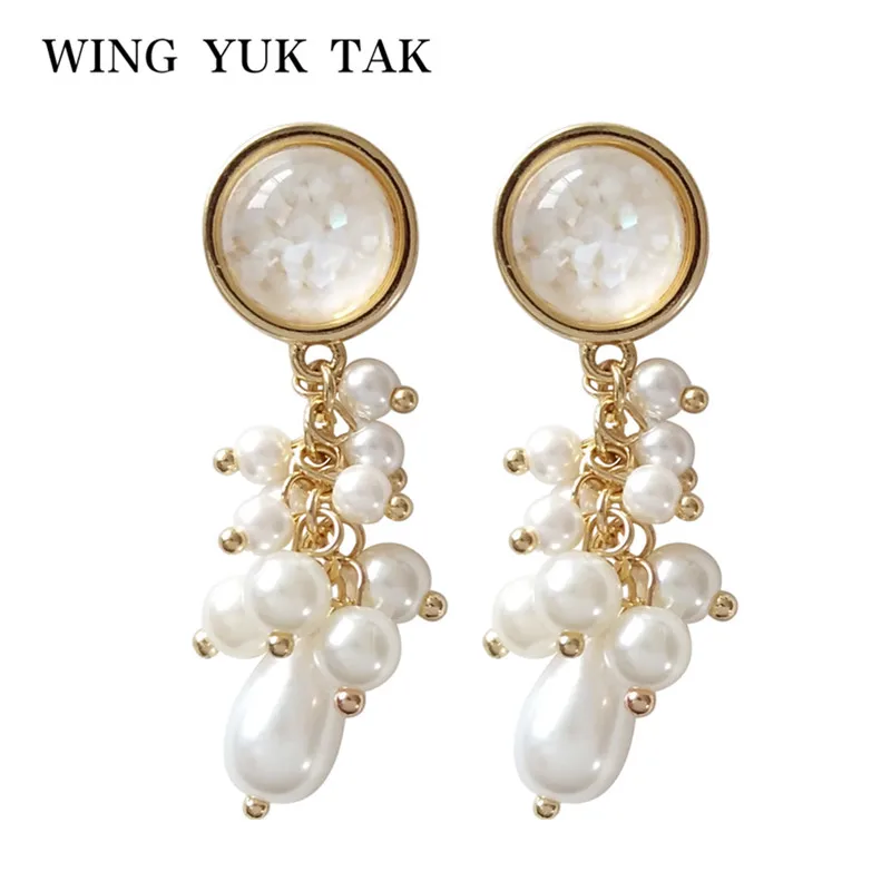 Женские серьги капельки wing yuk tak классические с искусственным жемчугом белого