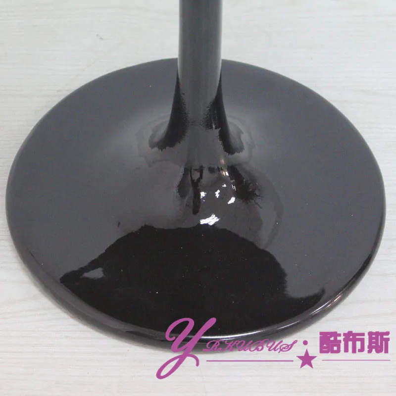 Cool Booth Tulip table tulip dining tables Pantone tulips all- fiberglass material . | Мебель
