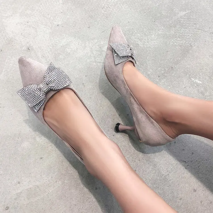 Новинка модная пикантная обувь с острым носком и рисунком кота костюм закрытым