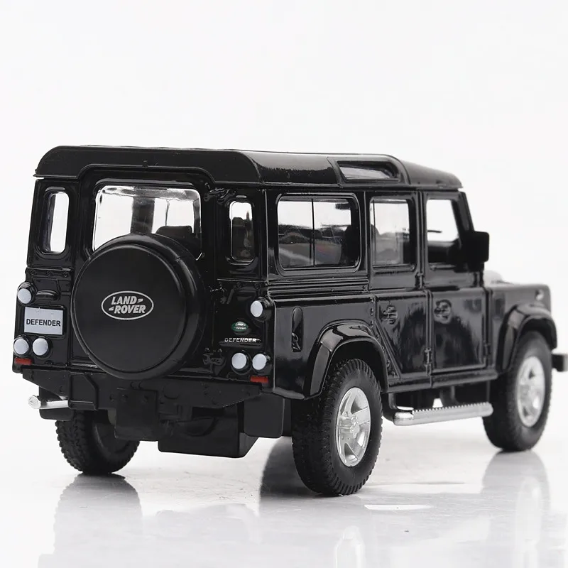 1/36 масштаб Land Rover Defender литье под давлением металла тянуть назад автомобиль
