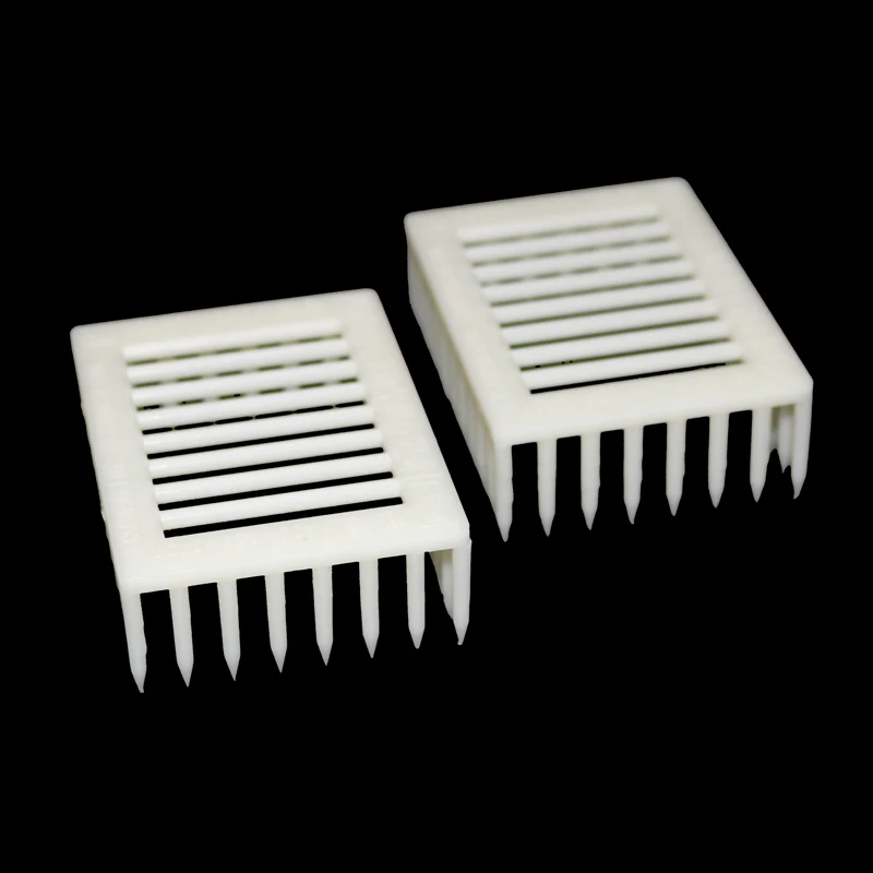 2 шт. новая пластиковая клетка с пряжкой в виде пчелы королевская игловая для