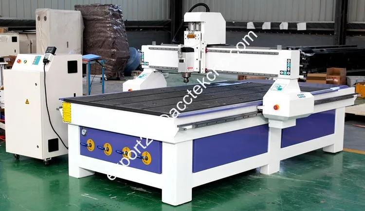 Cnc Резец для древесины 1325 cnc маршрутизатор 3 кВт мощность 1 год гарантии |