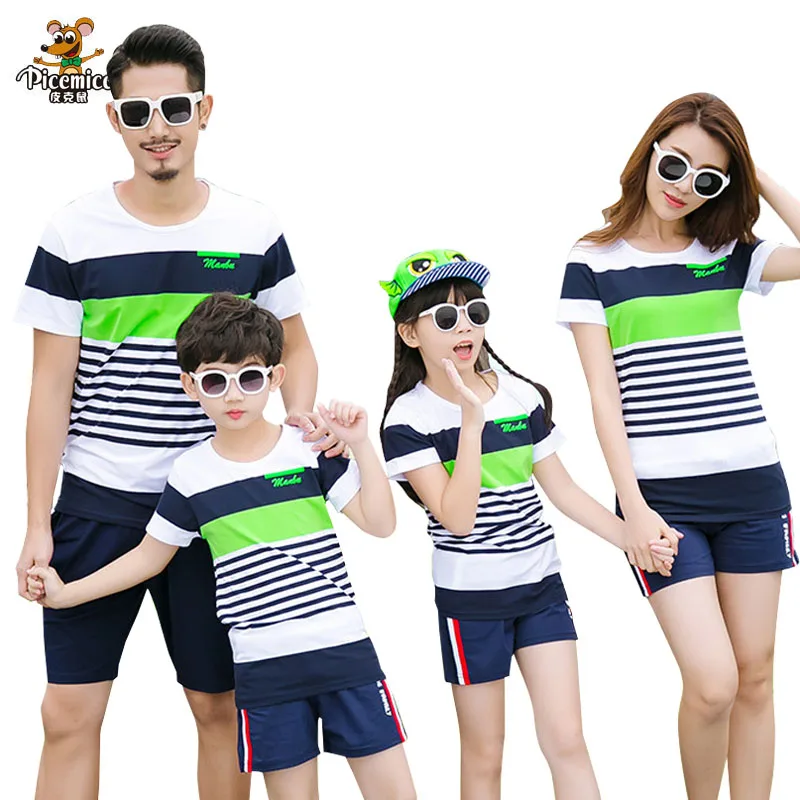 

Matching Family Clothing Fashion Mother Daughter Clothes Striped T shirt Shorts Family Matching Outfits Father Son Clothes Set