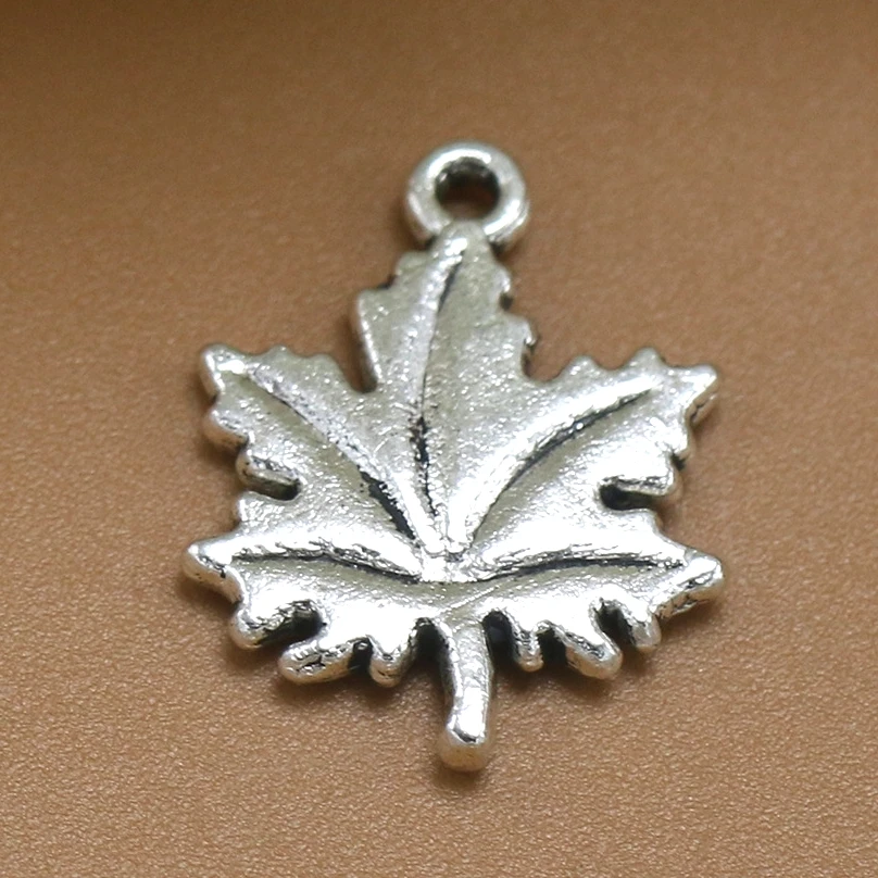 

BULK 30pcs Antique Silver Plated Canada Flower Maple Leaf Charms Zinc Alloy Metal Pendants Wholesale DIY Factory 20*15mm