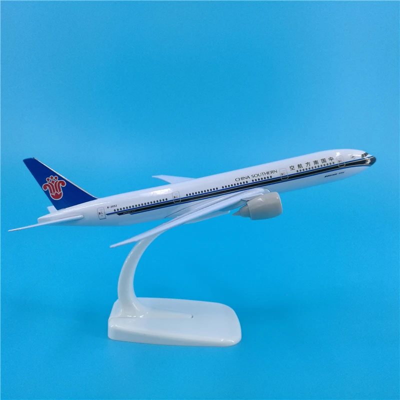 20 см Китай Южная авиакомпания лазерной обрезки модели самолета Южной B777 Аэробус