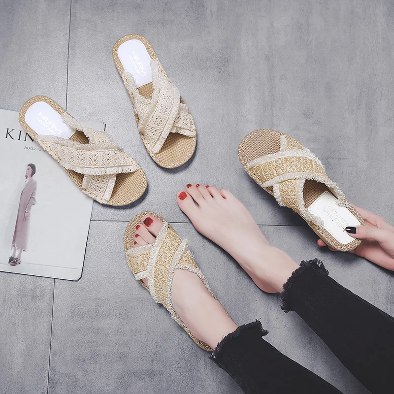 Модные сандалии на плоской подошве тапочки с круглым носком повседневная обувь