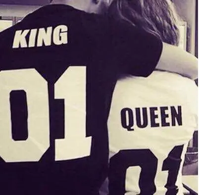 

new Valentine Day T-shirt Women Rose Print Shirts Women Love King Gothic Top Queen Plus Size Vintage Tee Tops