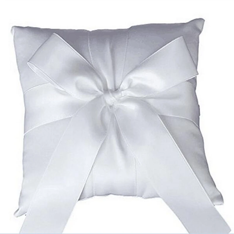 

1pc Vintage Elegant White Big Bowknot Decor Wedding Ring Pillow with Lace Flower Decor Bridal Mariage Decoration 20*20cm