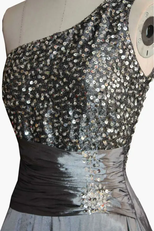 Выпускные платья 2014 Новые трапециевидные тафты на одно плечо с бусинами без