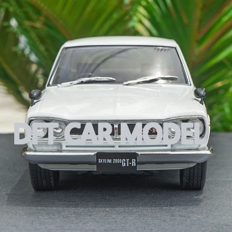 1:18 Масштаб игрушечный автомобиль из сплава ttipple 9 SKYLINE GTR KPGC10 GT-R модель спортивного автомобиля детская игрушечная машинка авторизованный