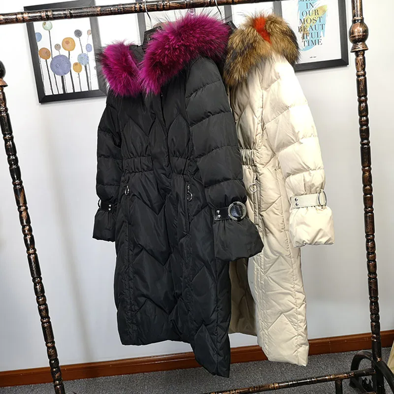 Огромный натуральным мехом енота 2018 зимняя куртка Для женщин Женская обувь