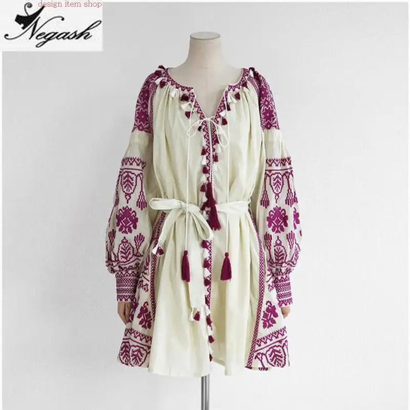 Винтажное платье с поясом большого размера из хлопка в стиле бохо вышивкой