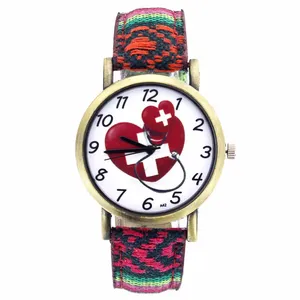 Спортивные кварцевые наручные часы, в форме сердца