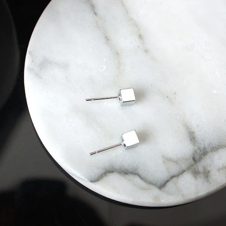 Женские серьги гвоздики геометрической формы с подвеской|brand stud earrings|fashion earringsstud