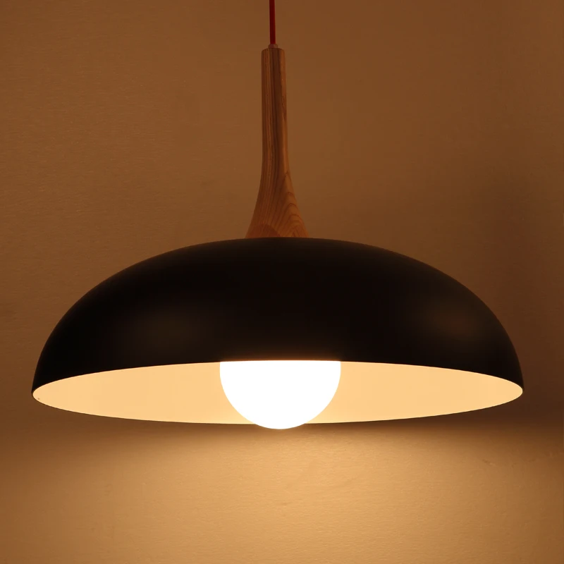 Деревянный подвесной светильник в североевропейском стиле черно белый