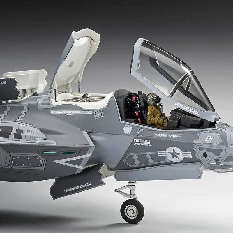 Модель самолета HASEGAWA модель игрушки в масштабе 1/72 F 35 Lightning II B версия U.S.MARINE Stealth