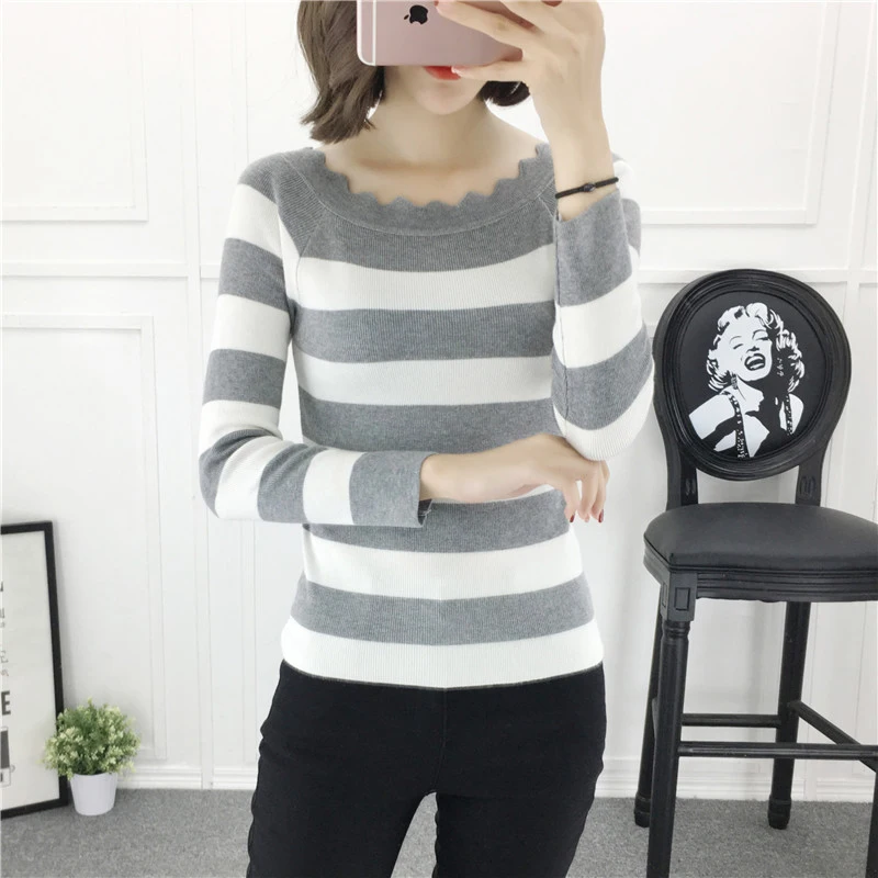 Женский вязаный свитер в полоску облегающий трикотажный с асимметричным вырезом