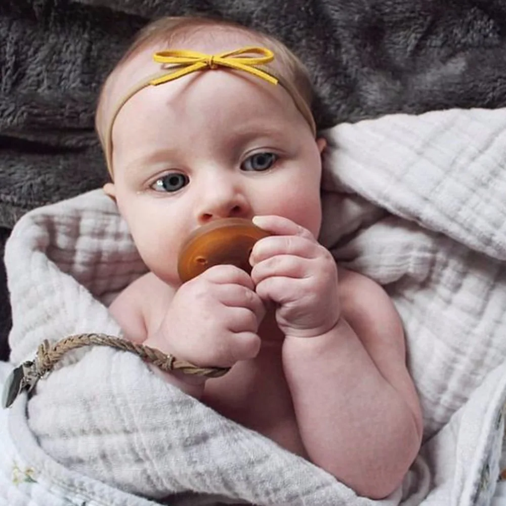 2 предмета для новорожденных Плетеный Искусственная кожа держатель соска клипы