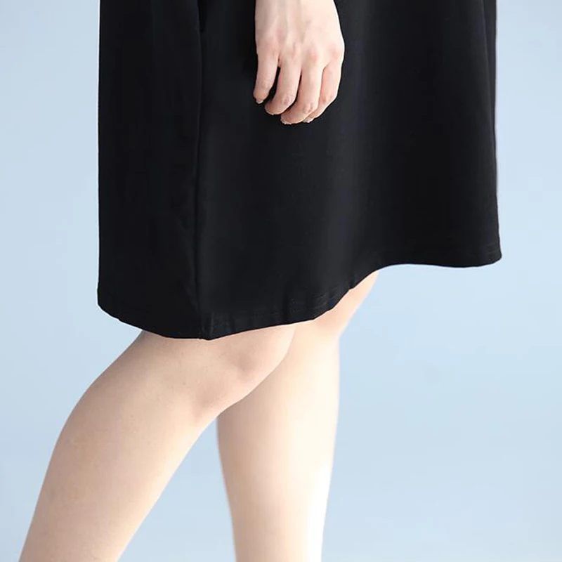 

Women embroidery Plus Size Dress 2018 Summer Style Fashion Casual Loose Female Black T -shirt Dresses Large Size