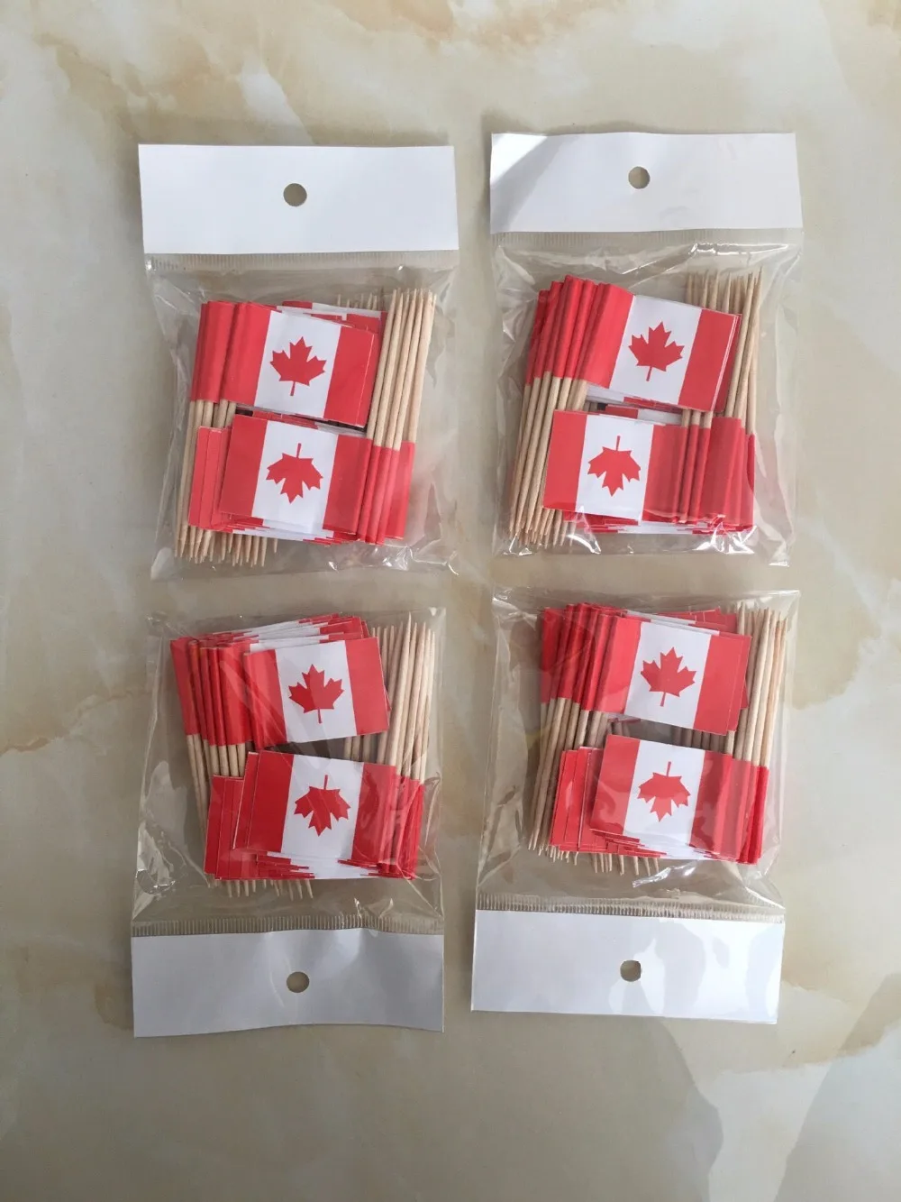 

Mini Canda Flag Paper Food Picks Dinner Cake Toothpicks Cupcake Decoration Fruit Cocktail Sticks Party Supplies