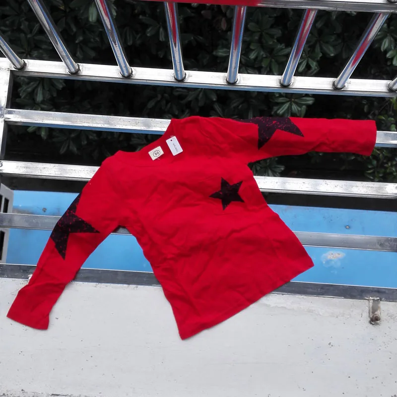 red tshirt only Детская одежда детские футболки для маленьких мальчиков, весенне-Осенние футболки с длинными рукавами Звездная мода, 90-150 - Цвет: red tshirt only