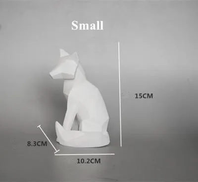 Простые белые абстрактные геометрические скульптуры лисы в скандинавском стиле