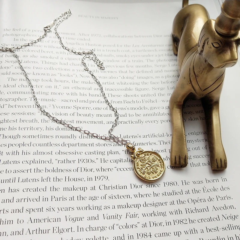 Классические бриллиантовые серебряные цепочки Peri'sBox золотые кулон с портретом