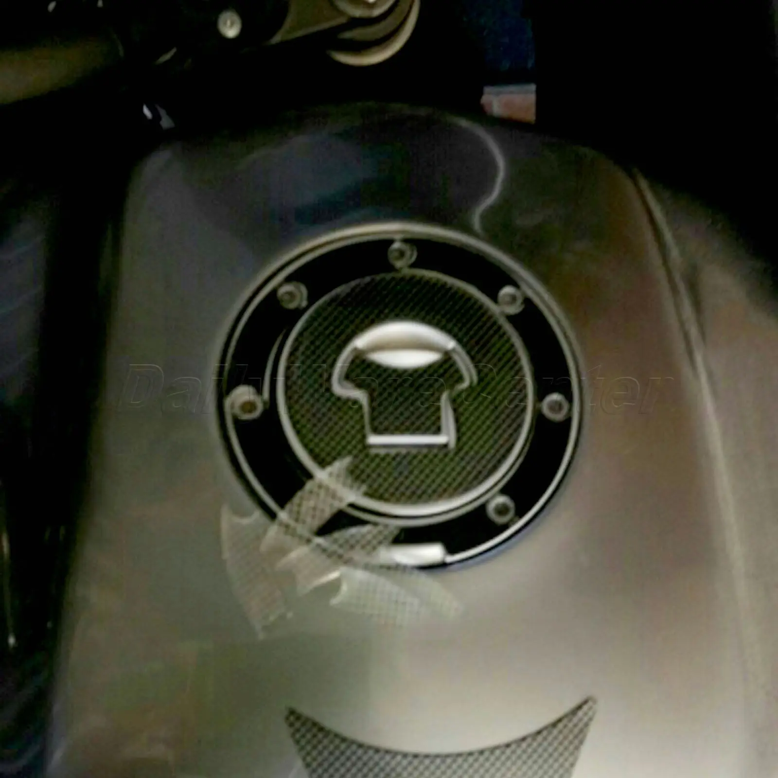 Новые наклейки на масляные и газовые крышки 1 шт. Mototcycle защитные крышку топливной