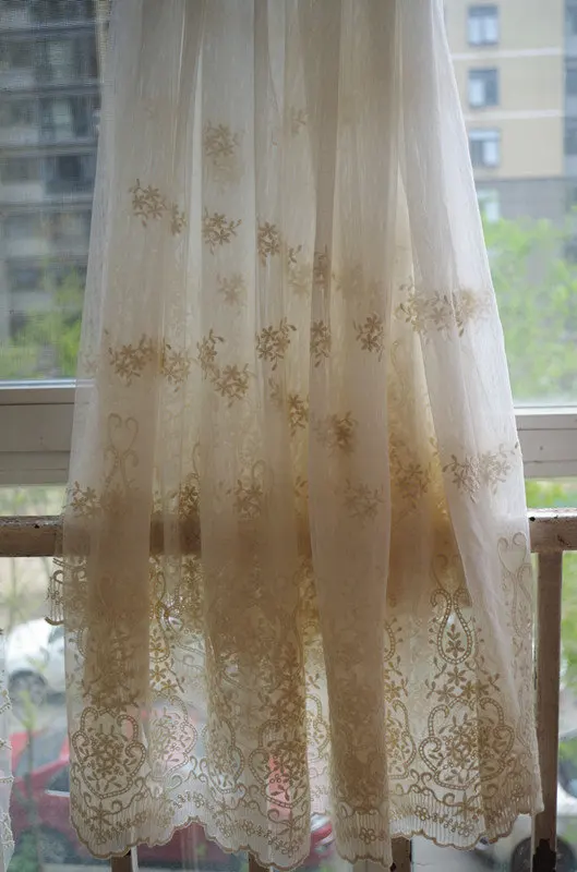 

Белая кружевная ткань с выдолбленным цветочным узором, кружева с зубчатой отделкой для свадебного платья,