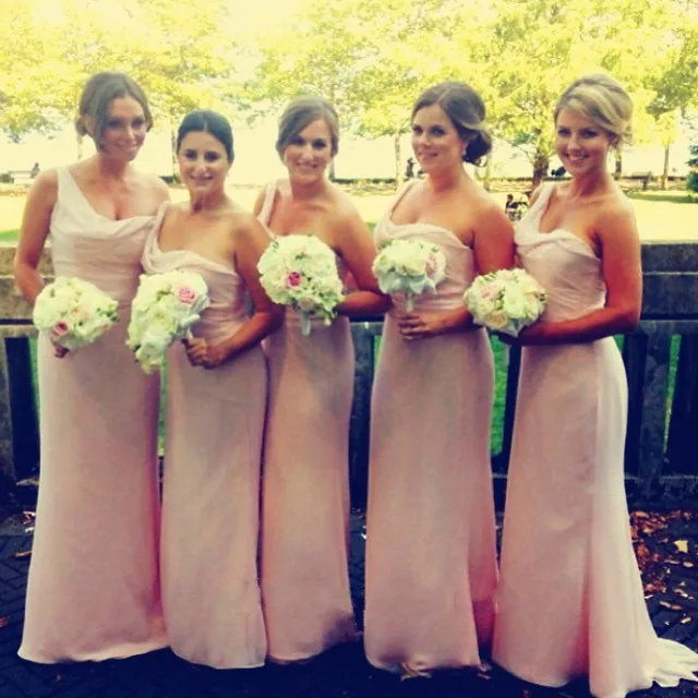 Розовое платье для подружки невесты на одно плечо темно синее/Персиковое/цвета