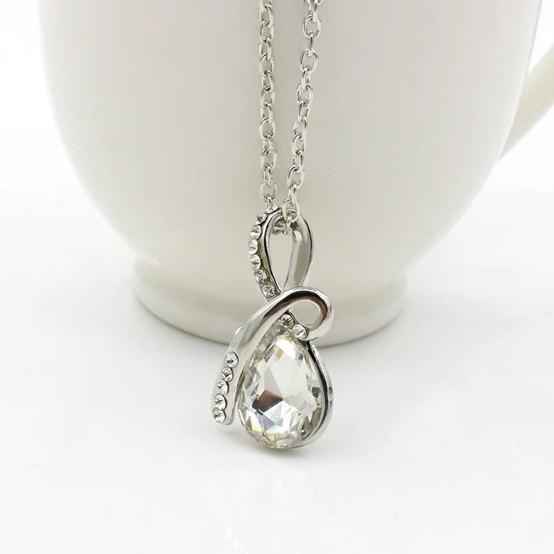 Женское колье с кристаллами серебряное ожерелье цирконом очаровательное чокер