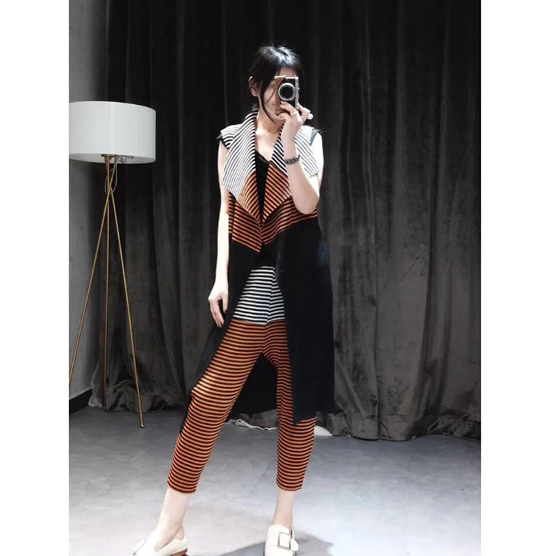 Высокое качество Miyake Fold лето полосатый жилет+ узкие брюки модный костюм из двух предметов брюки костюм