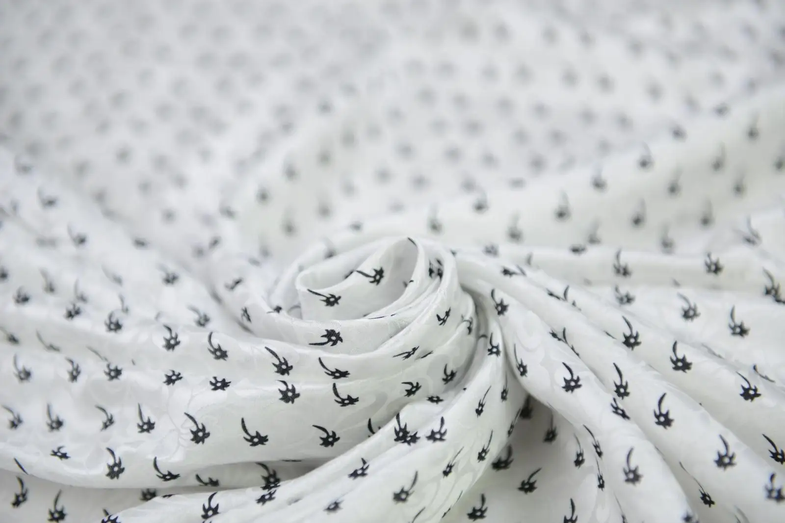 Цифровая печать без дождя фруктов груш цветок + жаккардовая ткань для