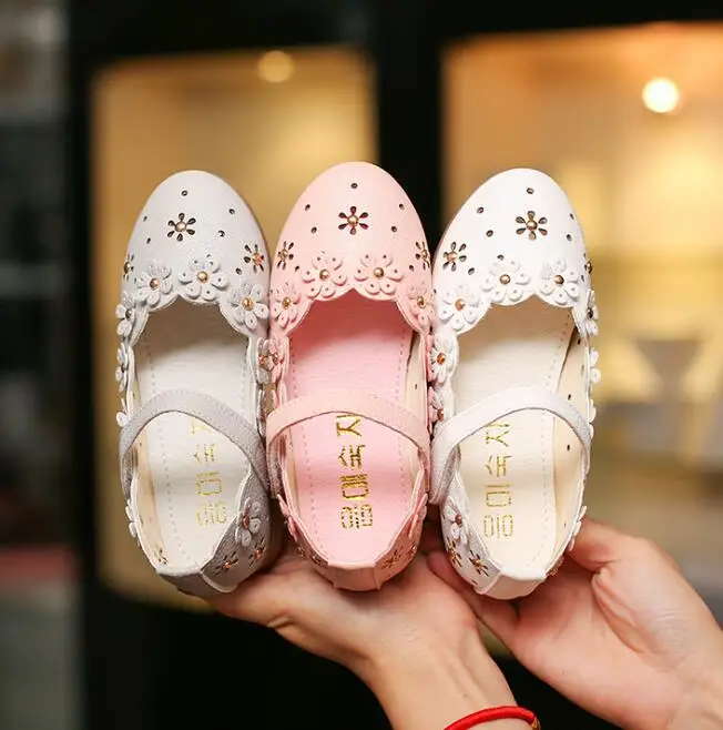 Size 21-36 Toddler Children Shes Spring Summer Girls Princess Hollow Flowers Shoes Flat Dress #7LU0136 | Детская одежда и обувь