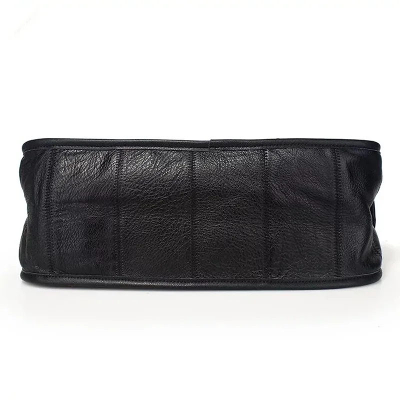 Сумки известного бренда Женская клетчатая сумка-тоут из натуральной кожи серая