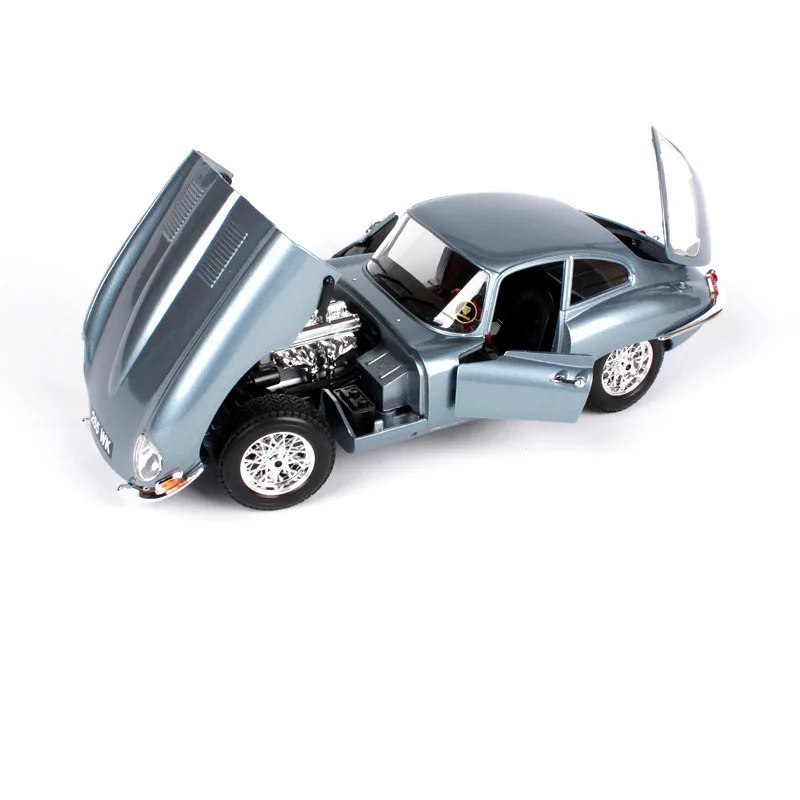Высокая имитация 1: 18 тип классическая модель автомобиля из цинкового сплава