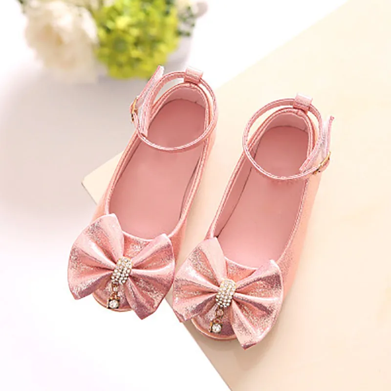 Детская обувь на плоской подошве для девочек весна лето искусственная блестящая