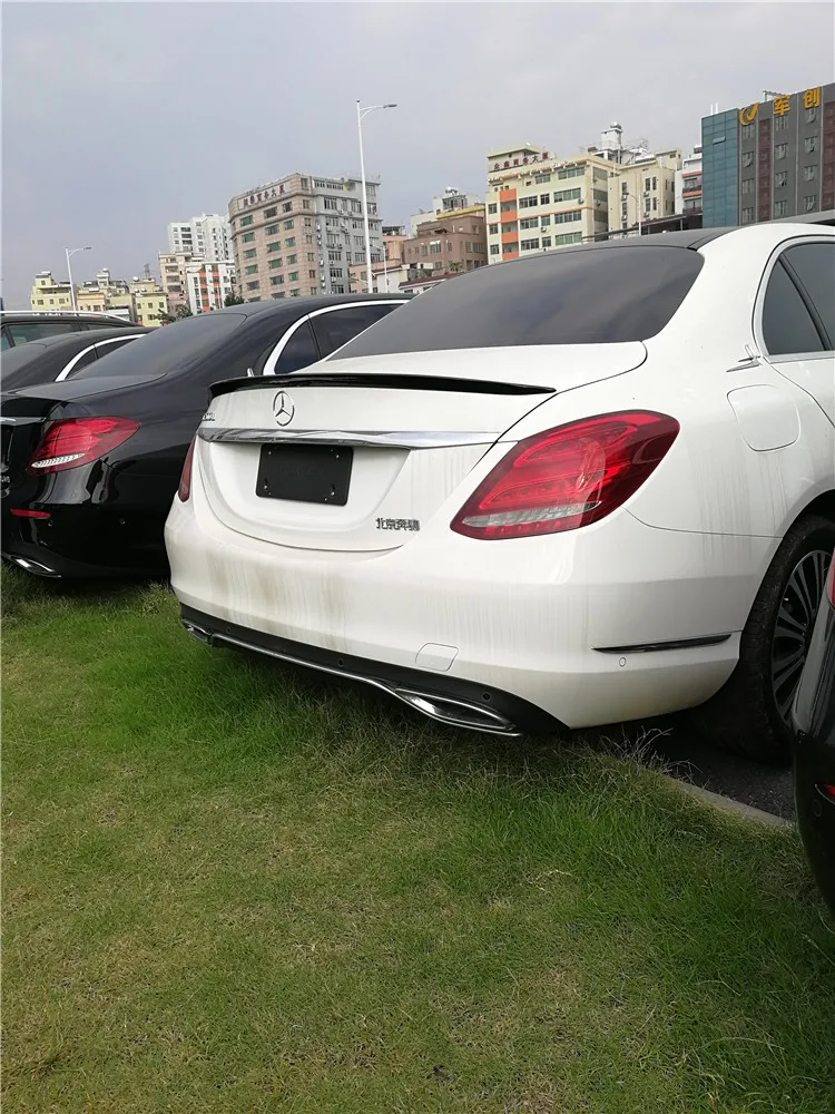Для Benz W205 спойлер- c-класс C180 200 260 300 C63 высокое качество абс материал заднее крыло автомобиля Цвет задний спойлер