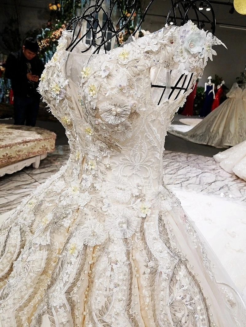 Винтажное бальное платье расшитое бусинами 2018|Свадебные платья| |