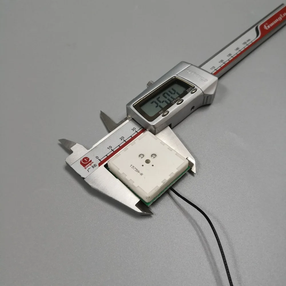 RTK Высококачественная gps антенна 38DB высокоточное позиционирование GNSS антенна, gps ГЛОНАСС, BEI DOU три системы