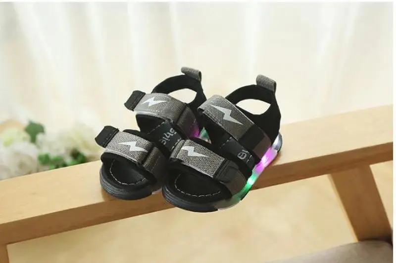 Детские сандалии светильник со шнуровкой Летняя детская обувь с подсветкой