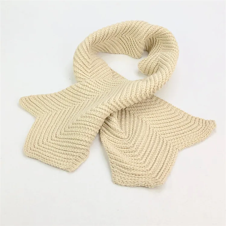 beige scarf Детская шапка с большим помпоном для малышей; зимняя теплая шапка с помпоном из лисьего меха; вязаная Лоскутная шапка с кисточками и ушками; Шапка-бини с помпоном - Цвет: beige scarf